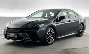 Toyota • Camry