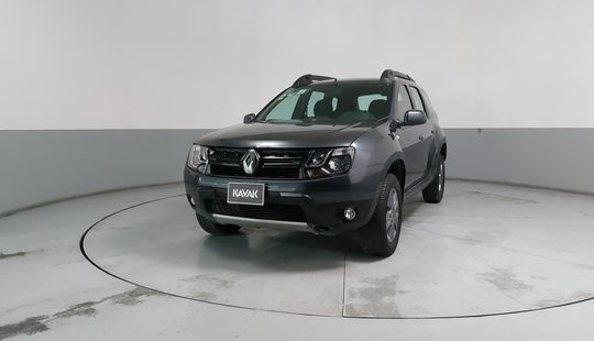 Renault • Duster