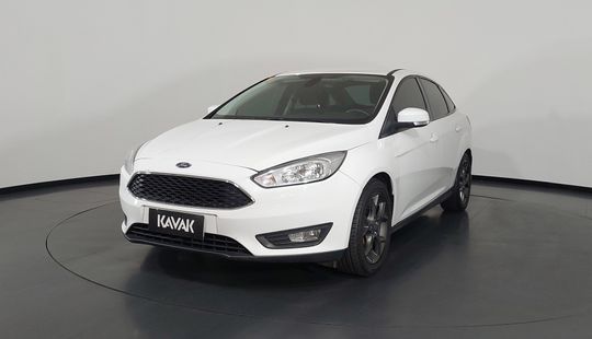 Ford Focus SE FASTBACK-2019