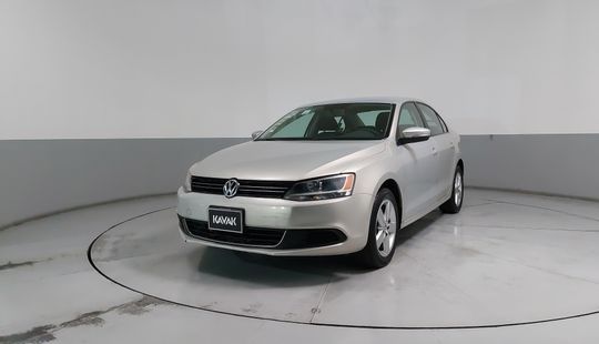 Volkswagen • Jetta