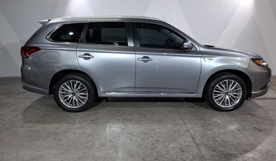 Mitsubishi Outlander 2.0 PHEV SE AUTO 4WD Suv 2020