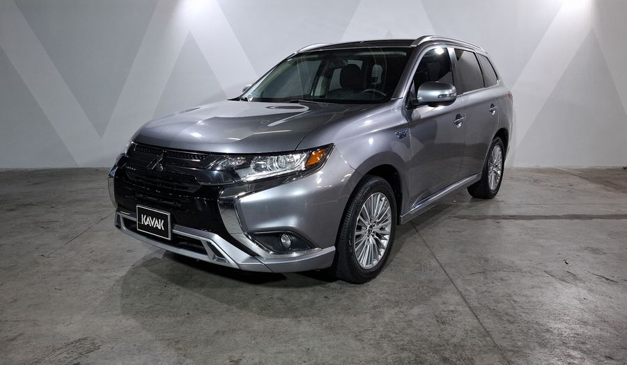 Mitsubishi Outlander 2.0 PHEV SE AUTO 4WD Suv 2020