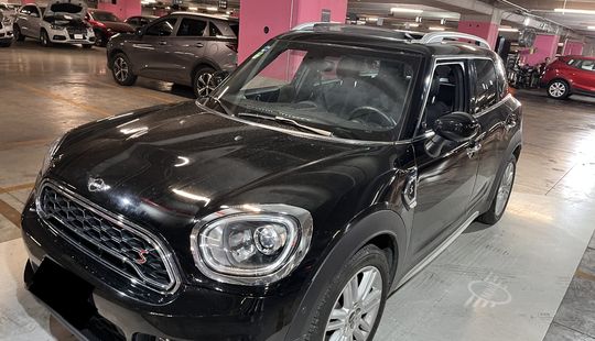 Mini • Countryman