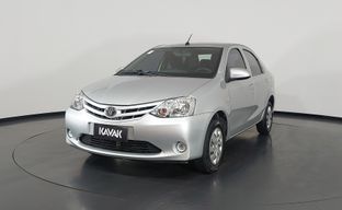 Toyota • Etios