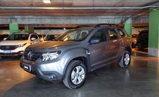 Renault • Duster