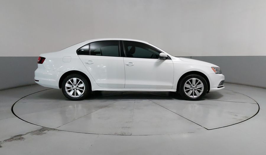 Volkswagen Jetta 2.5 COMFORTLINE TIP. BOLSAS AIRE DEL. Sedan 2016