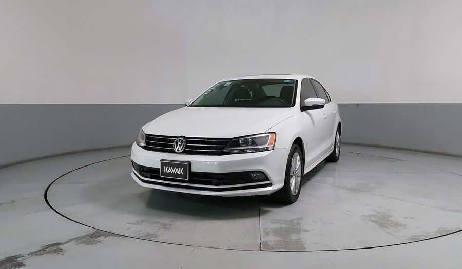 Volkswagen Jetta 2.5 COMFORTLINE TIP. BOLSAS AIRE DEL. Sedan 2016