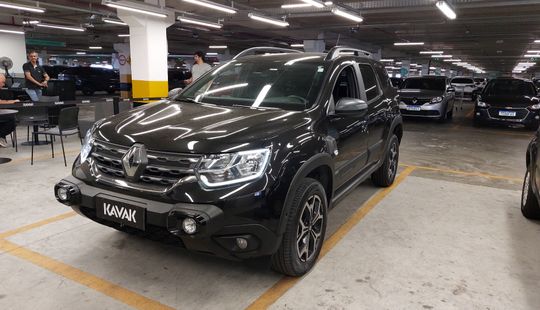 Renault • Duster