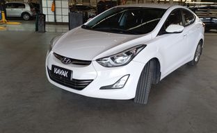 Hyundai • Elantra