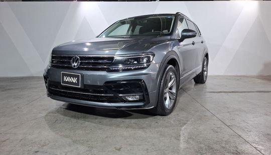 Volkswagen • Tiguan