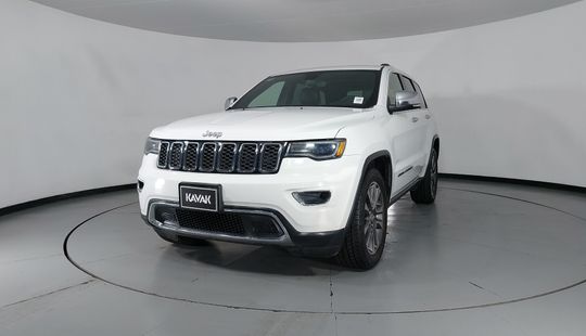 Jeep • Grand Cherokee