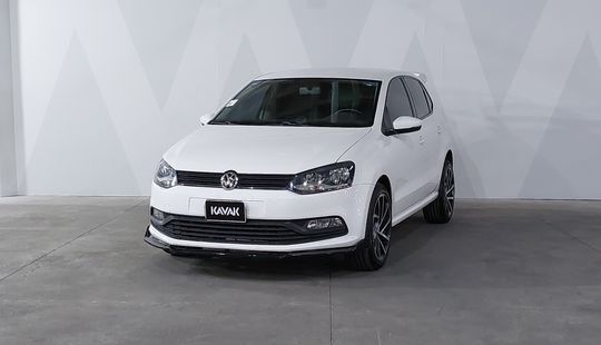 Volkswagen • Polo