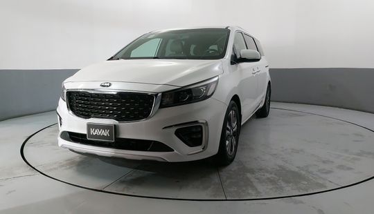 Kia • Sedona