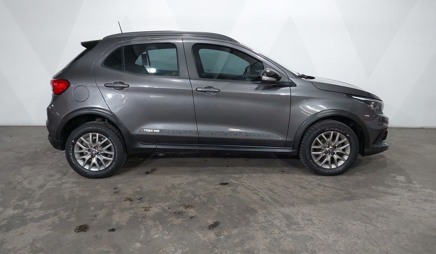 Fiat Argo 1.3 TREKKING Hatchback 2021