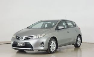 Toyota • Auris