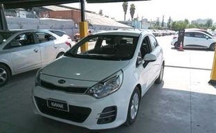 Kia • RIO 5