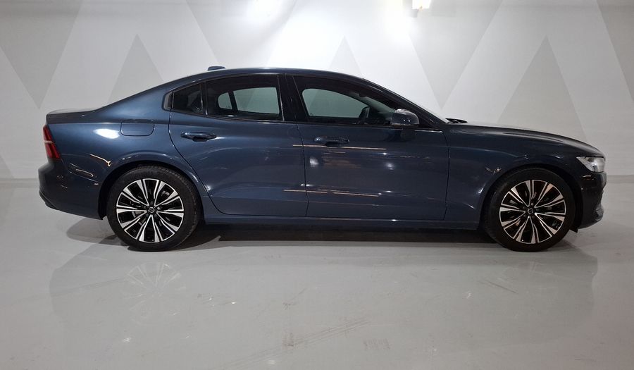 Volvo S60 2.0 B4 MHEV PLUS AUTO Sedan 2023