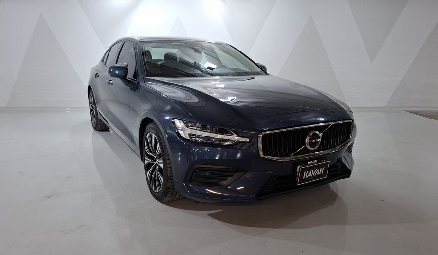 Volvo S60 2.0 B4 MHEV PLUS AUTO Sedan 2023