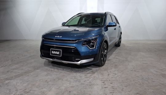 Kia • Niro