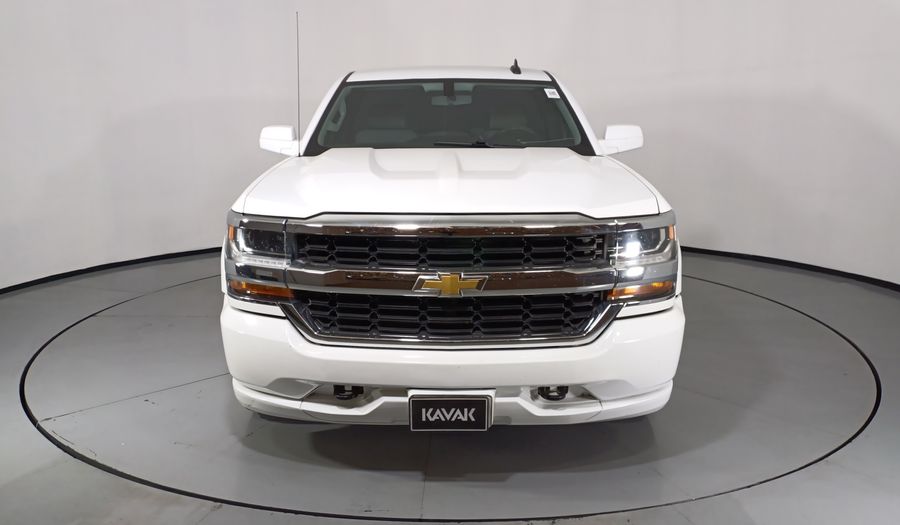 Chevrolet Silverado 1500 4.3 CAB REG F V6 AT Pickup 2017