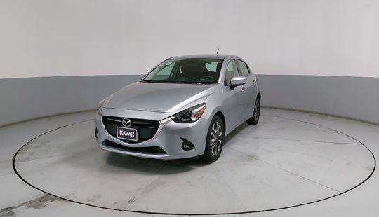 Mazda • Mazda 2