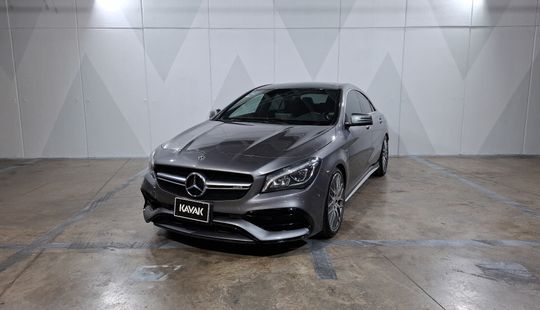 Mercedes Benz • Clase CLA