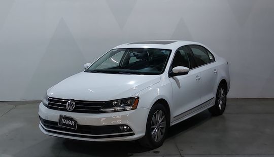 Volkswagen • Jetta