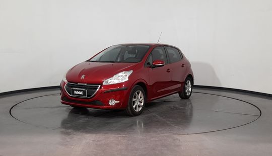 Peugeot • 208