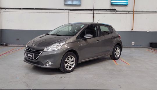 Peugeot • 208