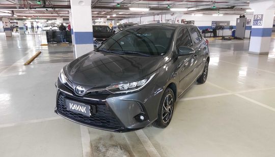 Toyota • Yaris