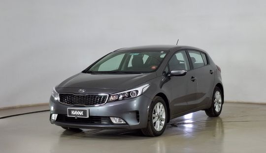 Kia • CERATO 5