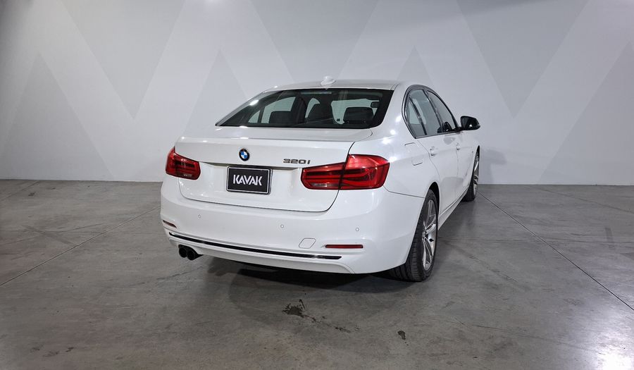 Bmw Serie 3 2.0 320IA SPORT LINE AUTO Sedan 2018