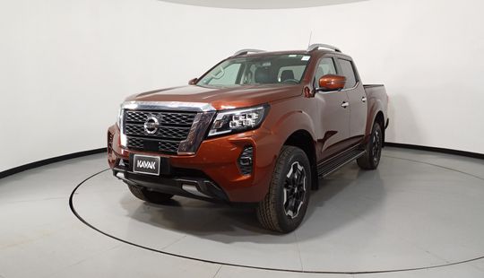 Nissan • Frontier