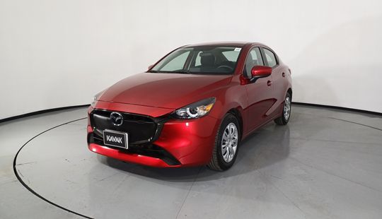 Mazda • Mazda 2