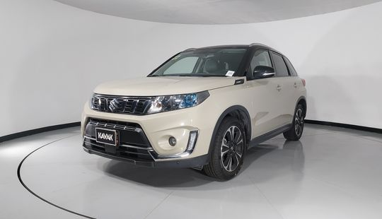 Suzuki • Vitara