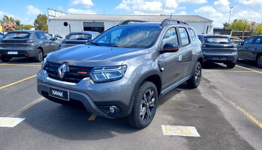 Renault • Duster