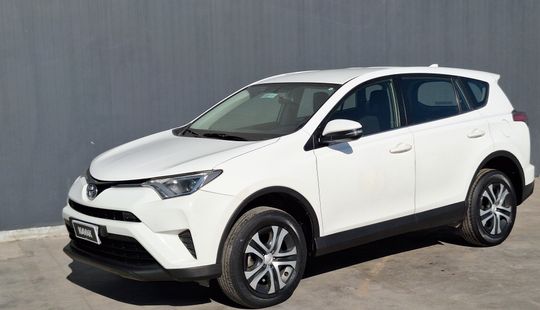 Toyota • RAV4