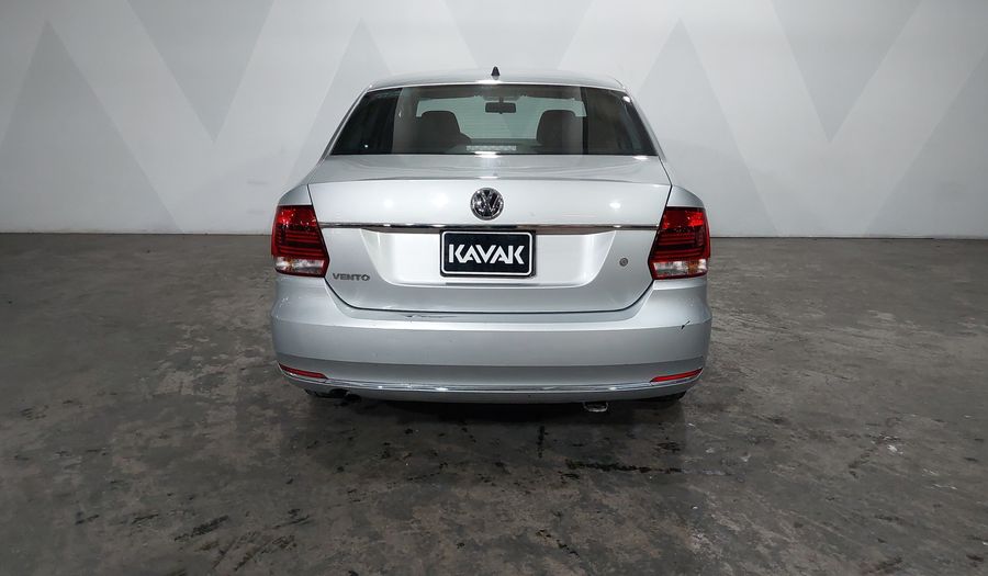 Volkswagen Vento 1.6 COMFORTLINE Sedan 2019