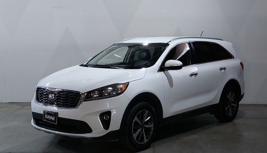 Kia • Sorento