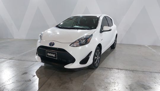 Toyota • Prius C