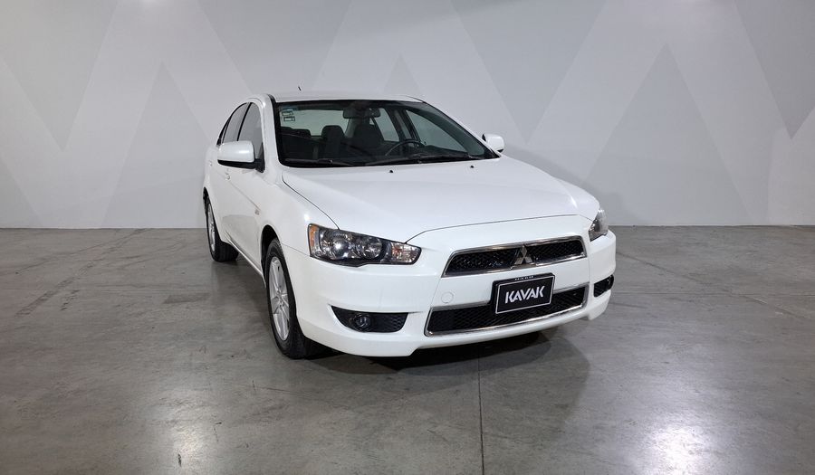 Mitsubishi Lancer 2.0 ES CVT Sedan 2014