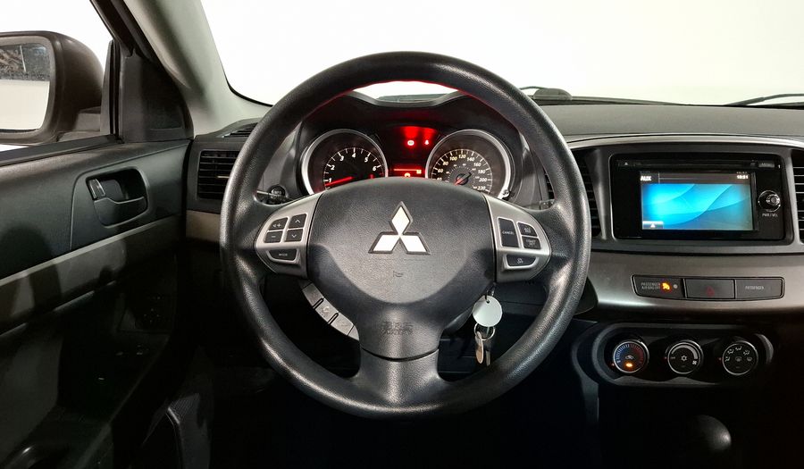 Mitsubishi Lancer 2.0 ES CVT Sedan 2014