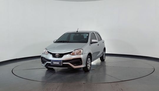 Toyota • Etios