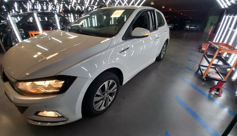 Volkswagen Polo 1.6 MSI HIGHLINE Hatchback 2018