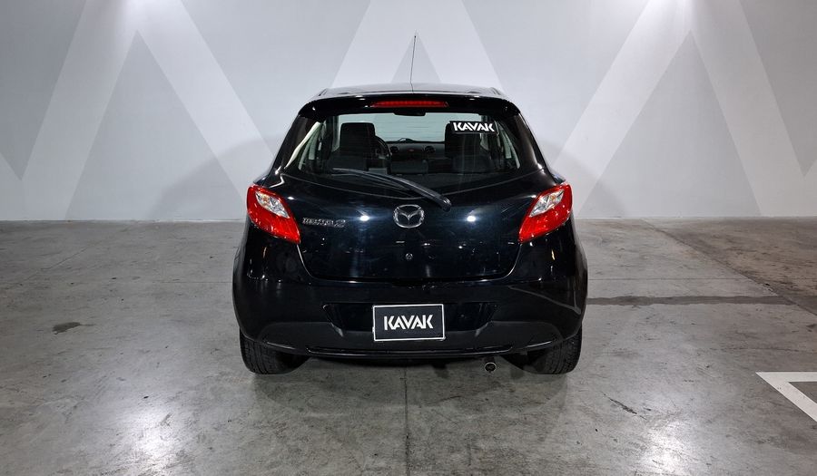 Mazda 2 1.5 TOURING TA Hatchback 2015