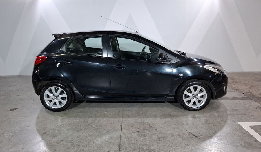 Mazda 2 1.5 TOURING TA Hatchback 2015