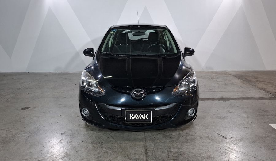 Mazda 2 1.5 TOURING TA Hatchback 2015