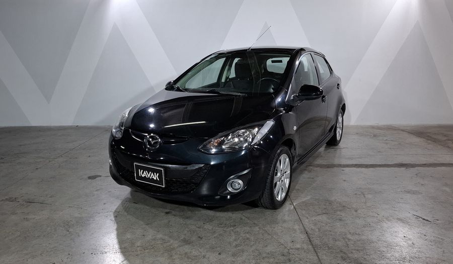 Mazda 2 1.5 TOURING TA Hatchback 2015