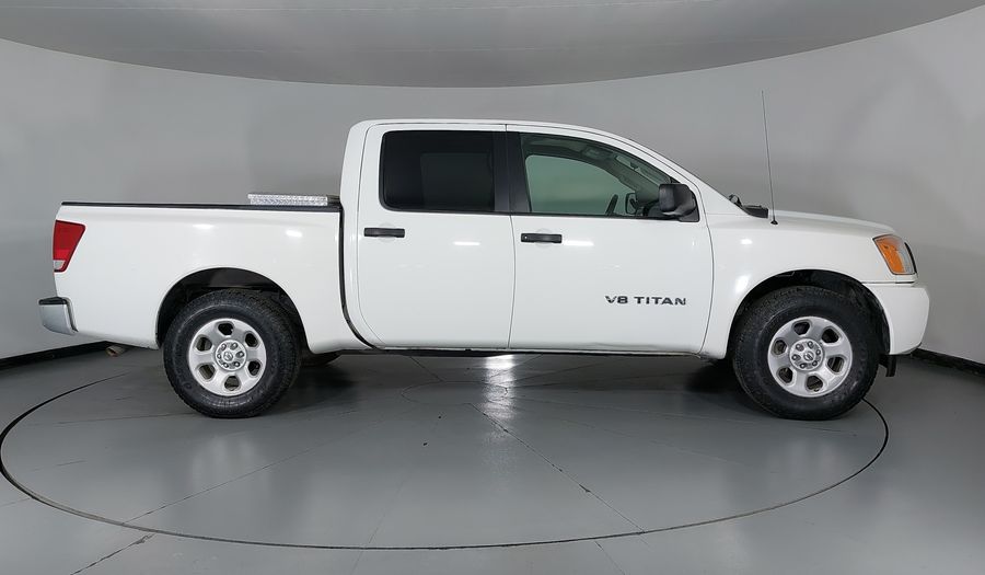 Nissan Titan 5.6 CREW CAB S AT Pickup 2014