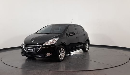 Peugeot • 208